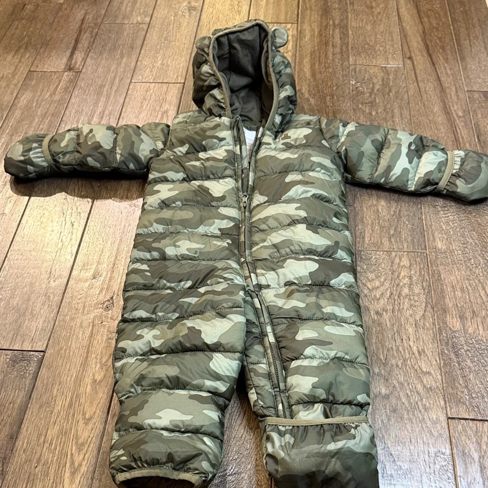 GAP Olive Camouflage Baby‎ Snowsuit